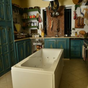 Baignoire rectangulaire VIGO : 170×75